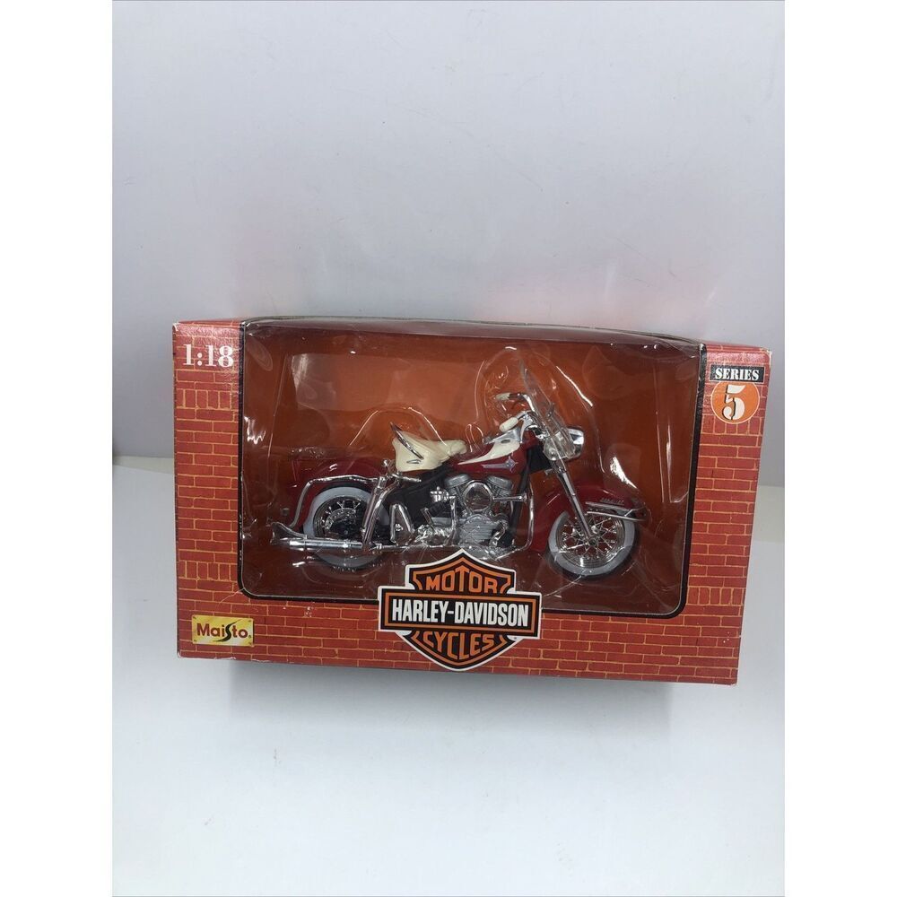 Maisto Harley Davidson Die Cast 1948 FL Panhead 1:18 Scale.  1998